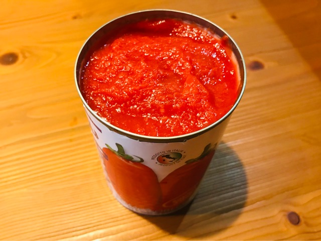 ラ・プレッツィオーザ【ホールトマト缶】の中身
