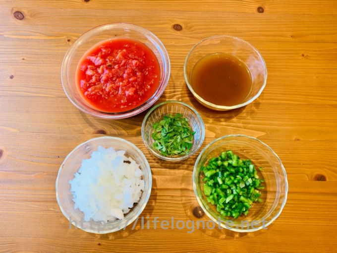 トマト缶使用のサルサソースの簡単レシピ　材料