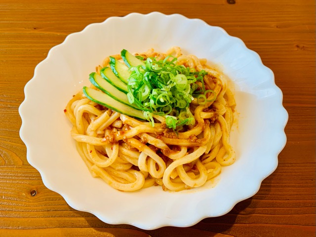 エバラ　プチっとうどんプラス具入り汁なし担々麺